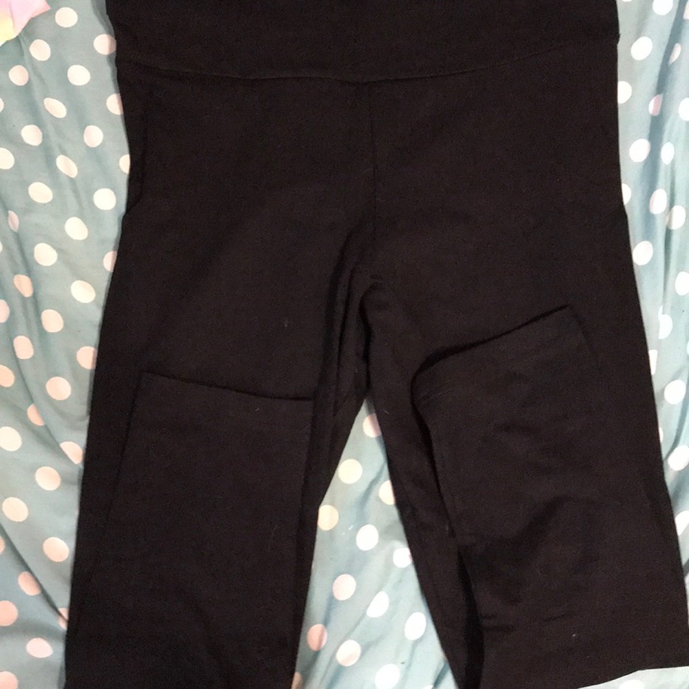 Black High Rise Capris